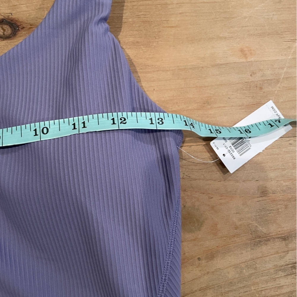 NWT Old Navy Lavender Ribbed sports Bra athletic Athleisure gym cami M - Picture 3 of 6